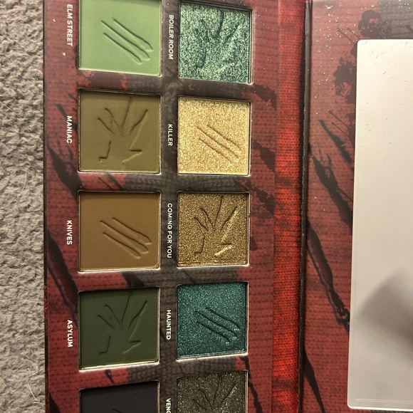 Glamlite A Nightmare on Elm Street Palette - Picture 5 of 5